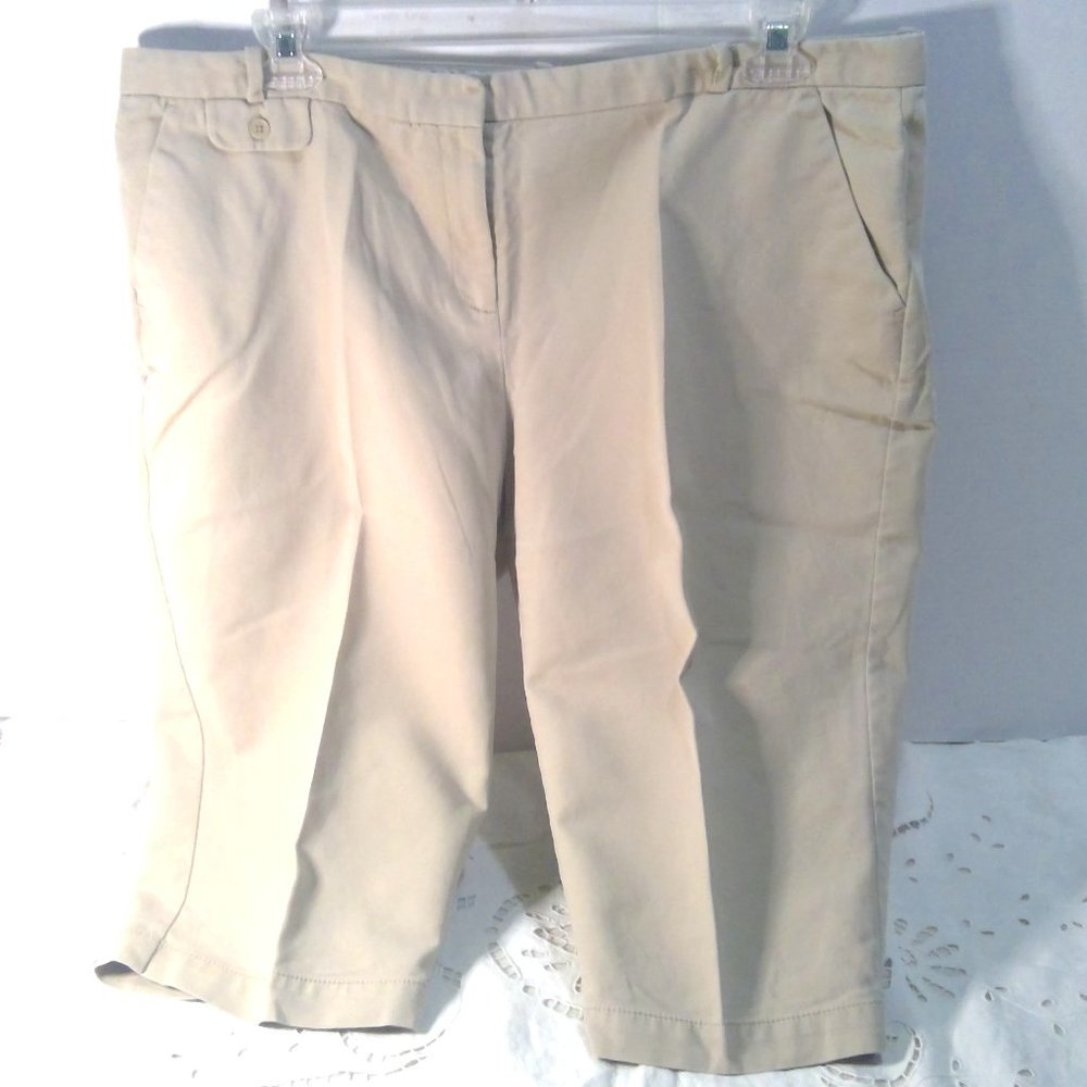 Old Navy Caris Khaki Women's Classic Rise Size 18